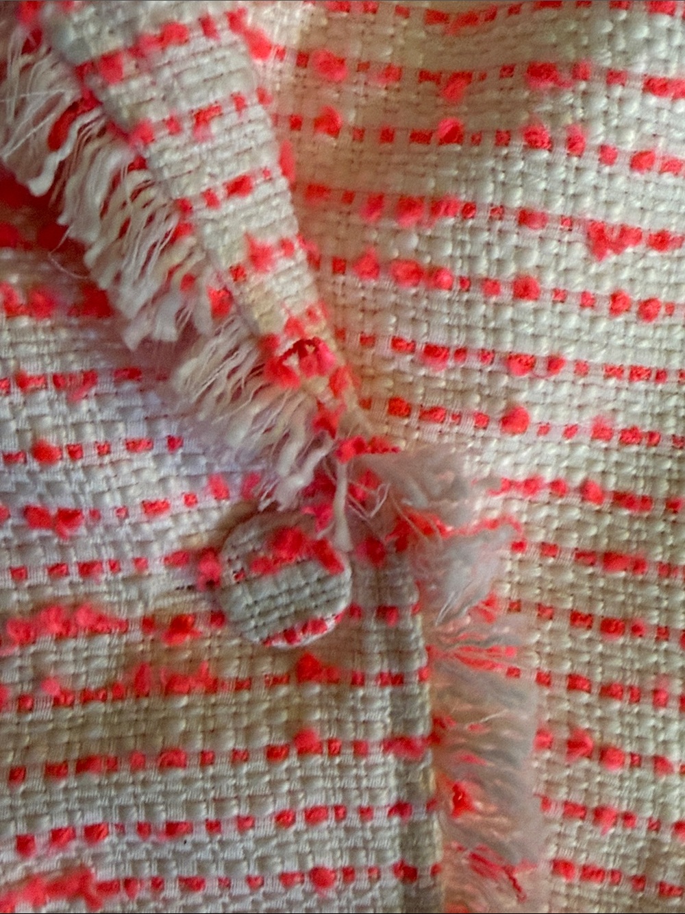 NWT! CINQ A SEPT tweed le petit khloe blazer in ivory/neon coral, size 12 - Picture 8 of 12